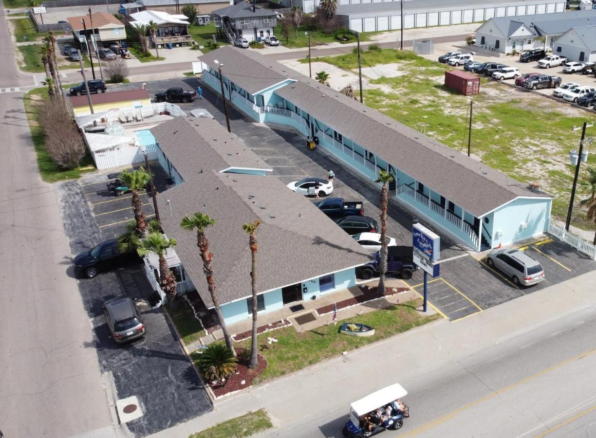 Amelia'S Landing Hotel Port Aransas Exterior photo
