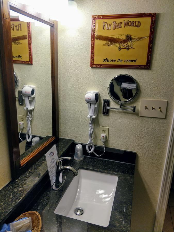 Amelia'S Landing Hotel Port Aransas Exterior photo